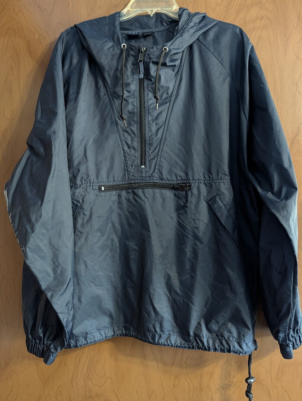 GAP Men's 1/4 Zip Lightweight Hooded Wind Breaker. Size Large. Navy Blue.